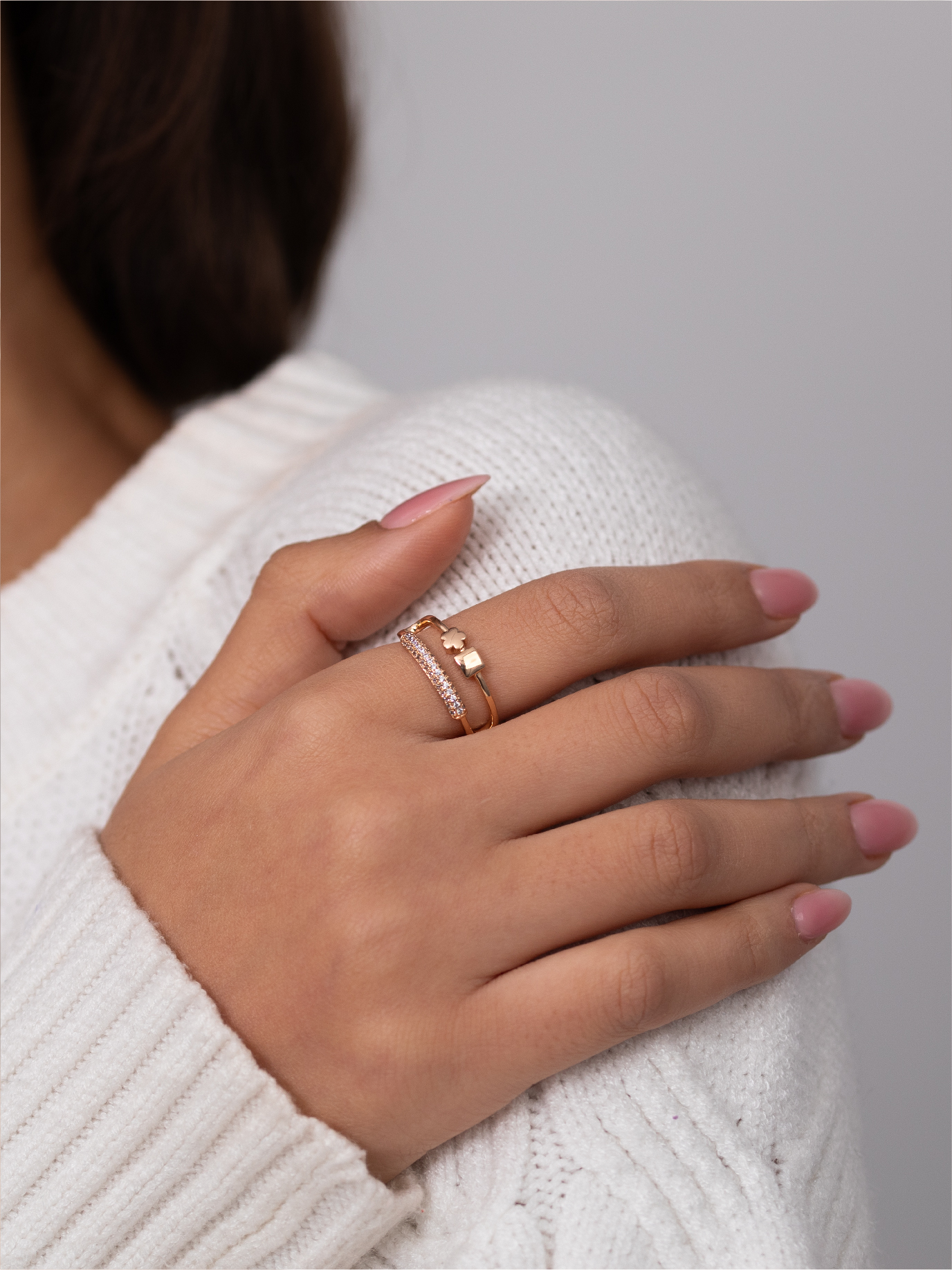 Bague double rangs Motif carrée et fleur