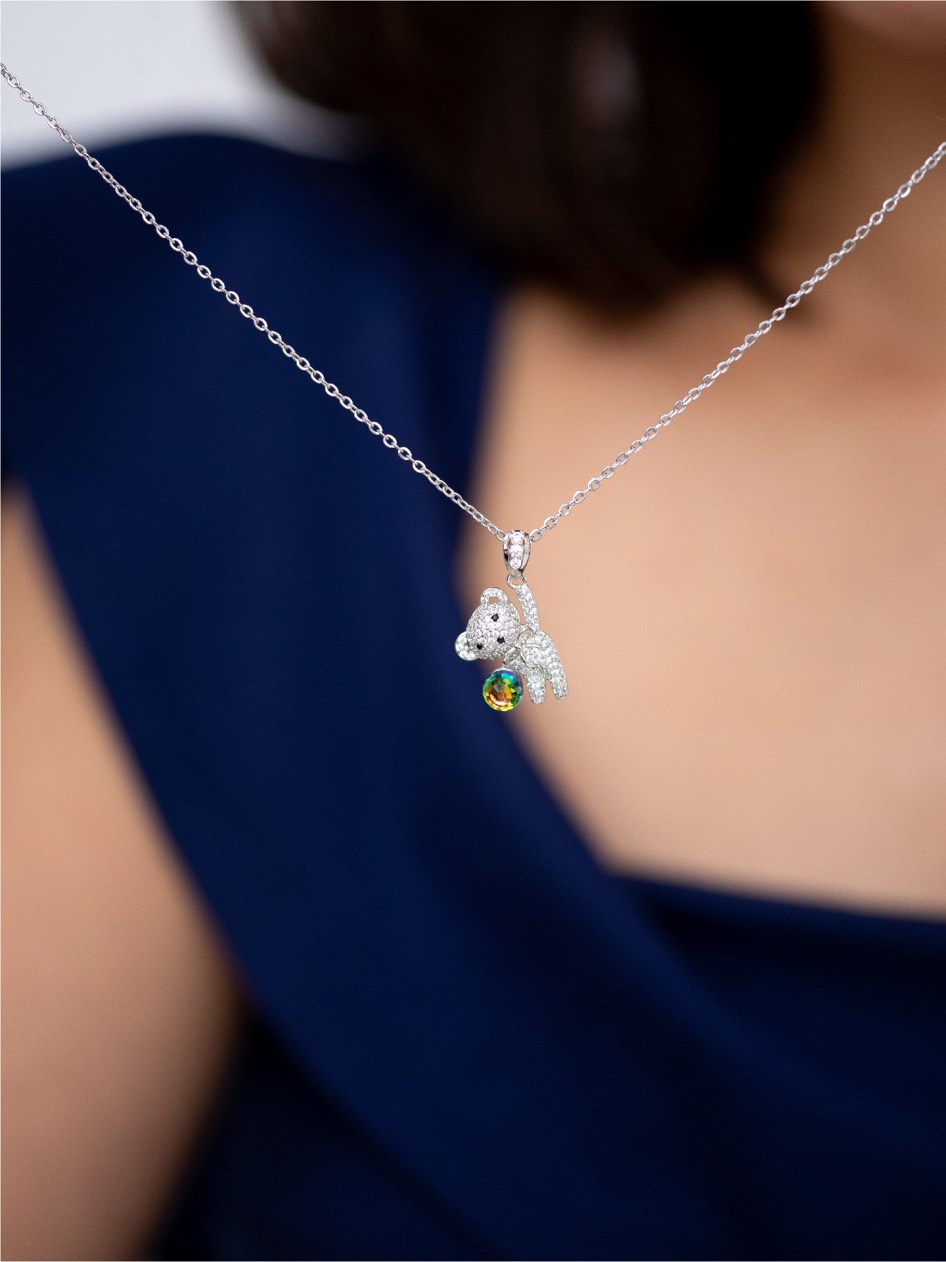 Collier Ours Argenté Cristaux Multicolores