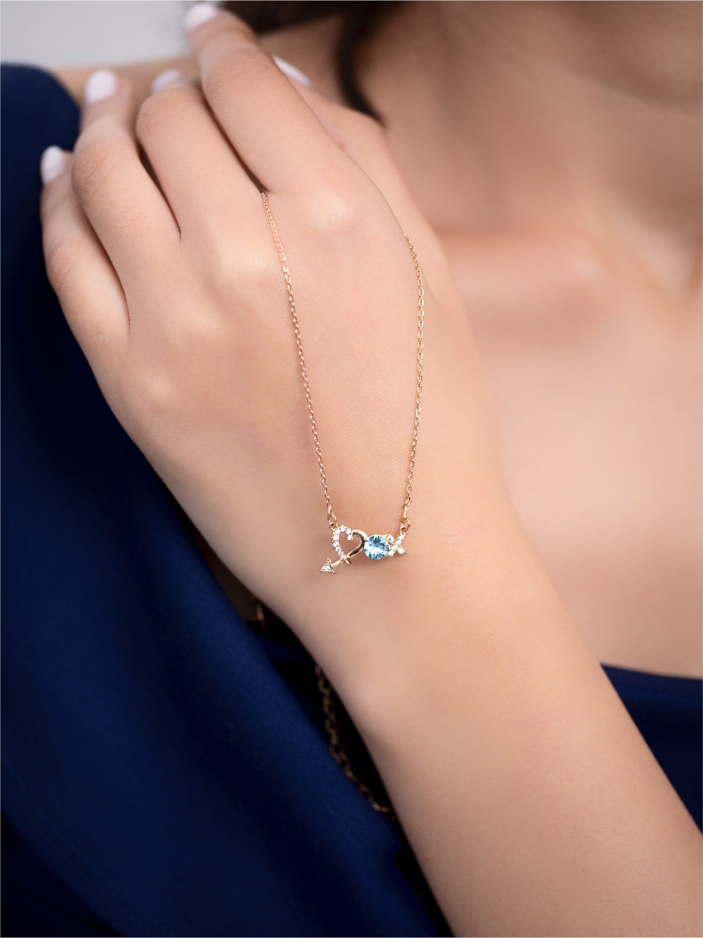 Collier cupidon avec flèche