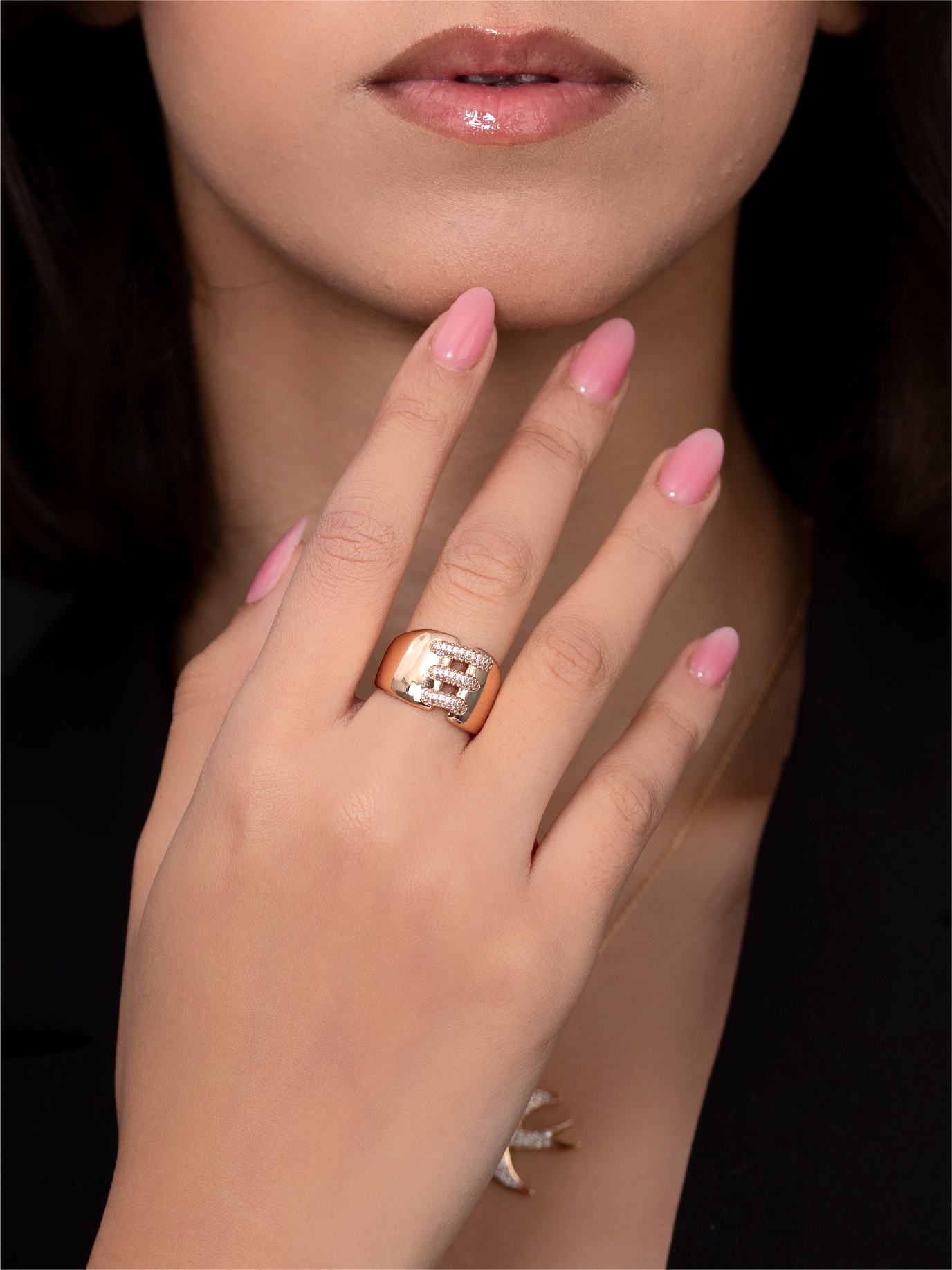 Bague Corsage Dorée Pavée de Zircons