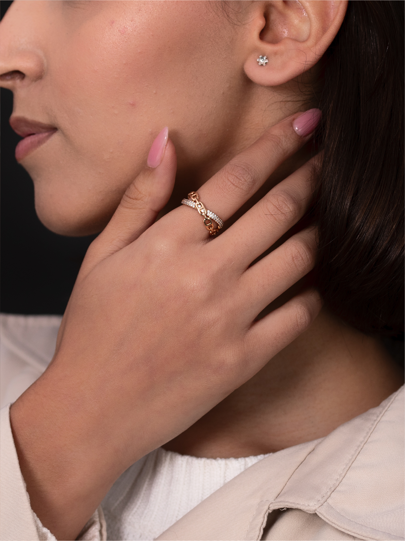 Bague Dorée Croisée avec Zircon