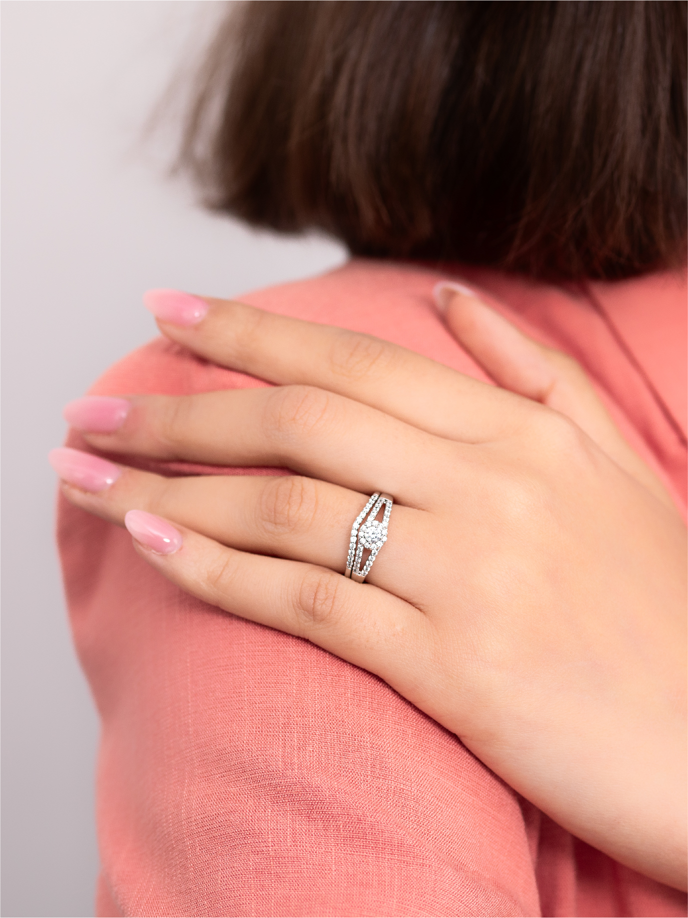 Bague de mariage argentée en zircon