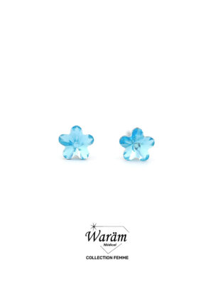 Boucles d’oreilles à vis femme bleu ciel