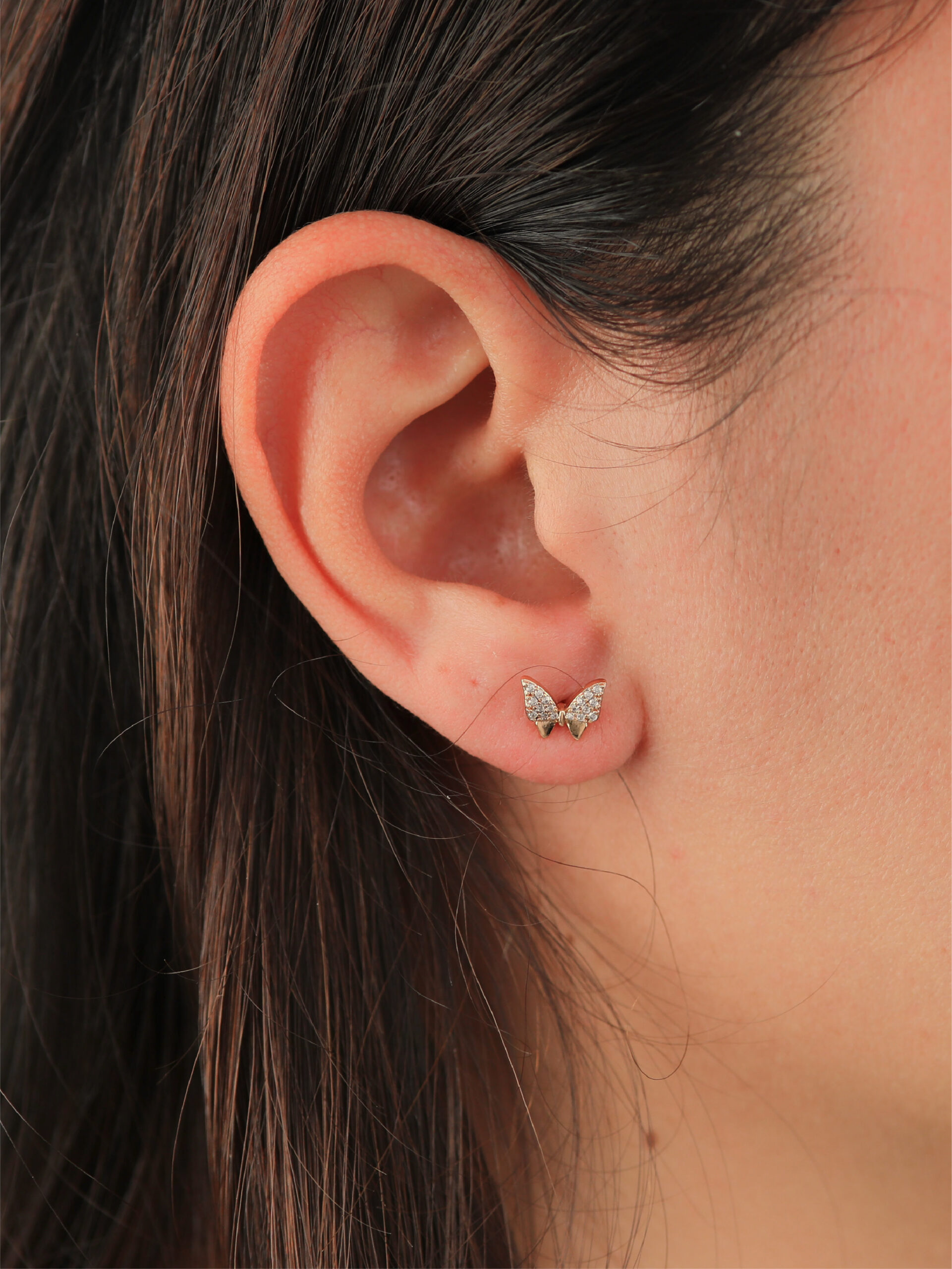 Boucles d’oreilles femme à vis hypoallergéniques