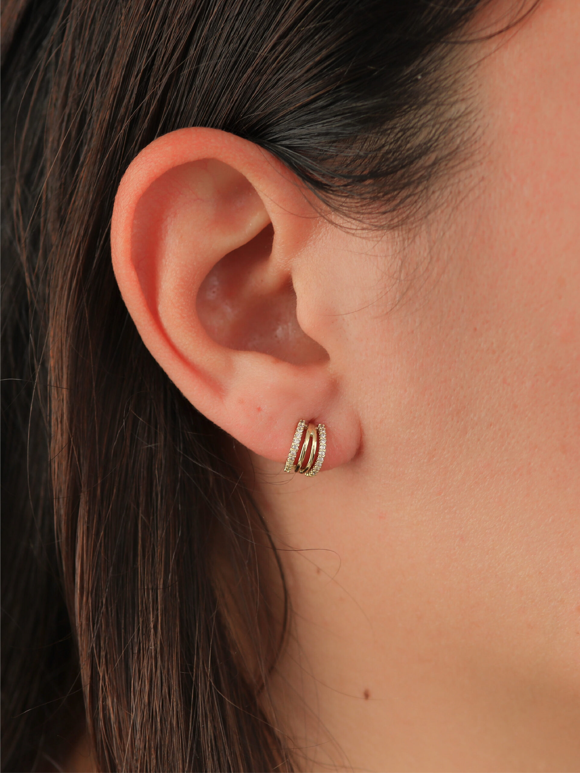 Boucles d’oreilles femme à vis hypoallergéniques