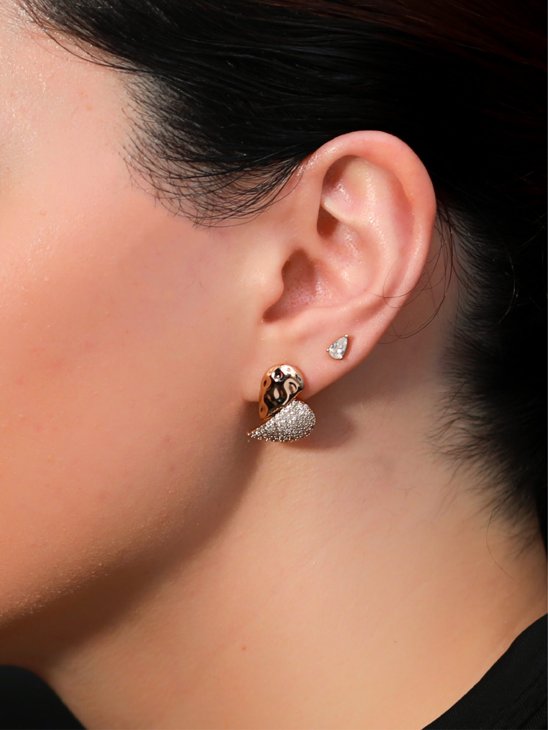 Boucles d’Oreilles Cœur Élégantes Dorées