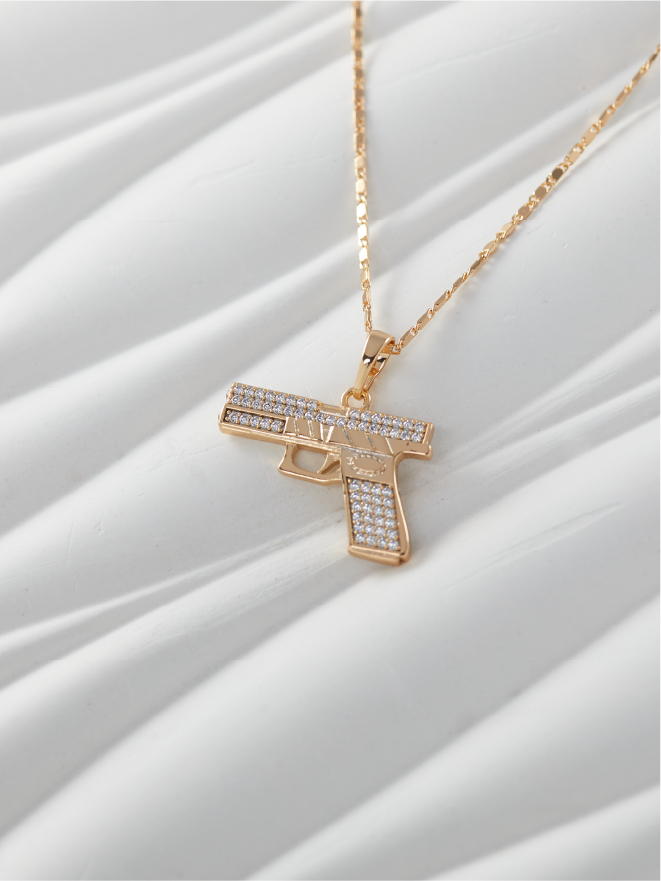 Collier Pistolet pavé de zircons