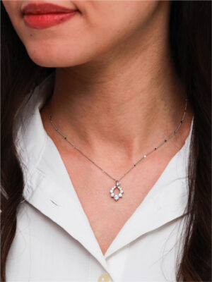 Collier pendentif couronne